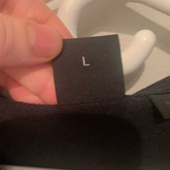 Extremely Elegant Hugo Boss Jet Black Fitted Egyptian Cotton Tshirt SZ Large 😍 - Picture 3 of 5